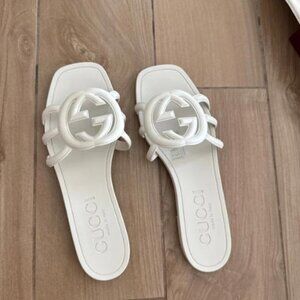 Gucci Women Sandals Slides Rubber .size 8